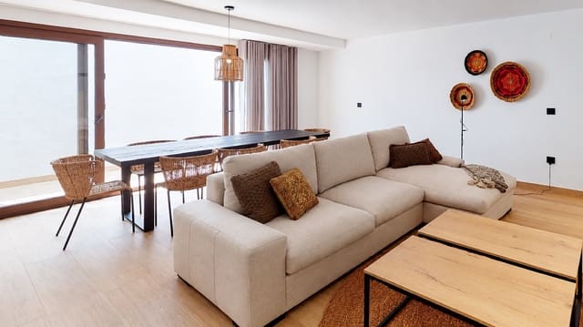 Chalet de 5 habitaciones en Finestrat en venta con piscina garaje - 859.900 € (Ref: 10057979)