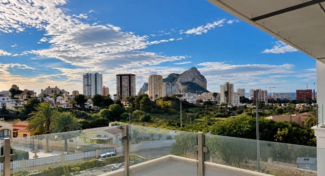 Chalet de 3 habitaciones en Calpe / Calp en venta con piscina garaje - 1.150.000 € (Ref: 10061277)