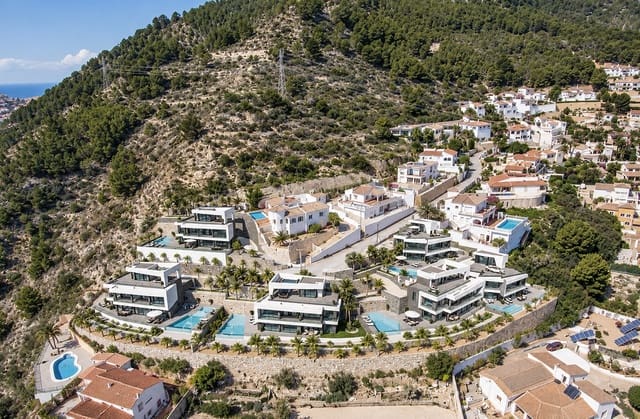 5 Zimmer Villa zu verkaufen in Canuta, Calpe / Calp mit Pool Garage - 1.850.000 € (Ref: 10061278)