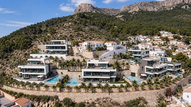 5 Zimmer Villa zu verkaufen in Canuta, Calpe / Calp mit Pool Garage - 1.850.000 € (Ref: 10061278)