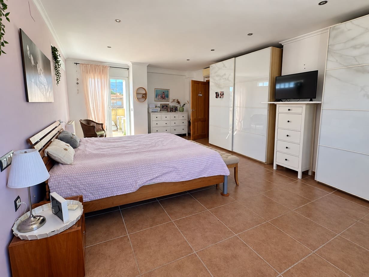 5 chambre Villa/Maison à vendre à Altea avec piscine garage - 649 900 € (Ref: 10080456)