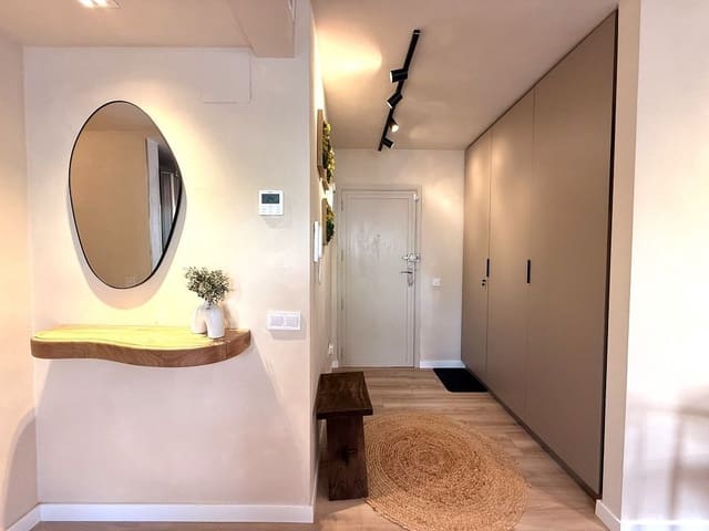 Apartamento de 2 habitaciones en Altea en alquiler con piscina garaje - 950 € (Ref: 10099663)