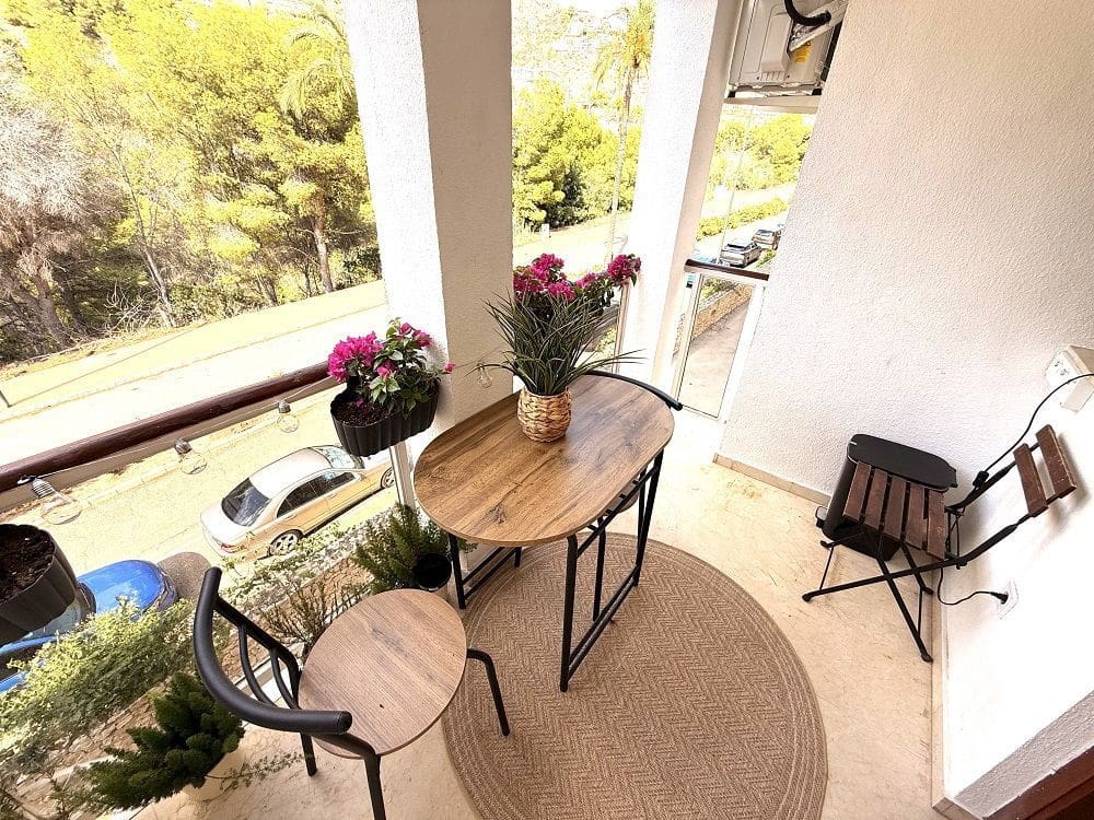 2 sovrum Lägenhet att hyra i Altea med pool garage - 950 € (Ref: 10099663)