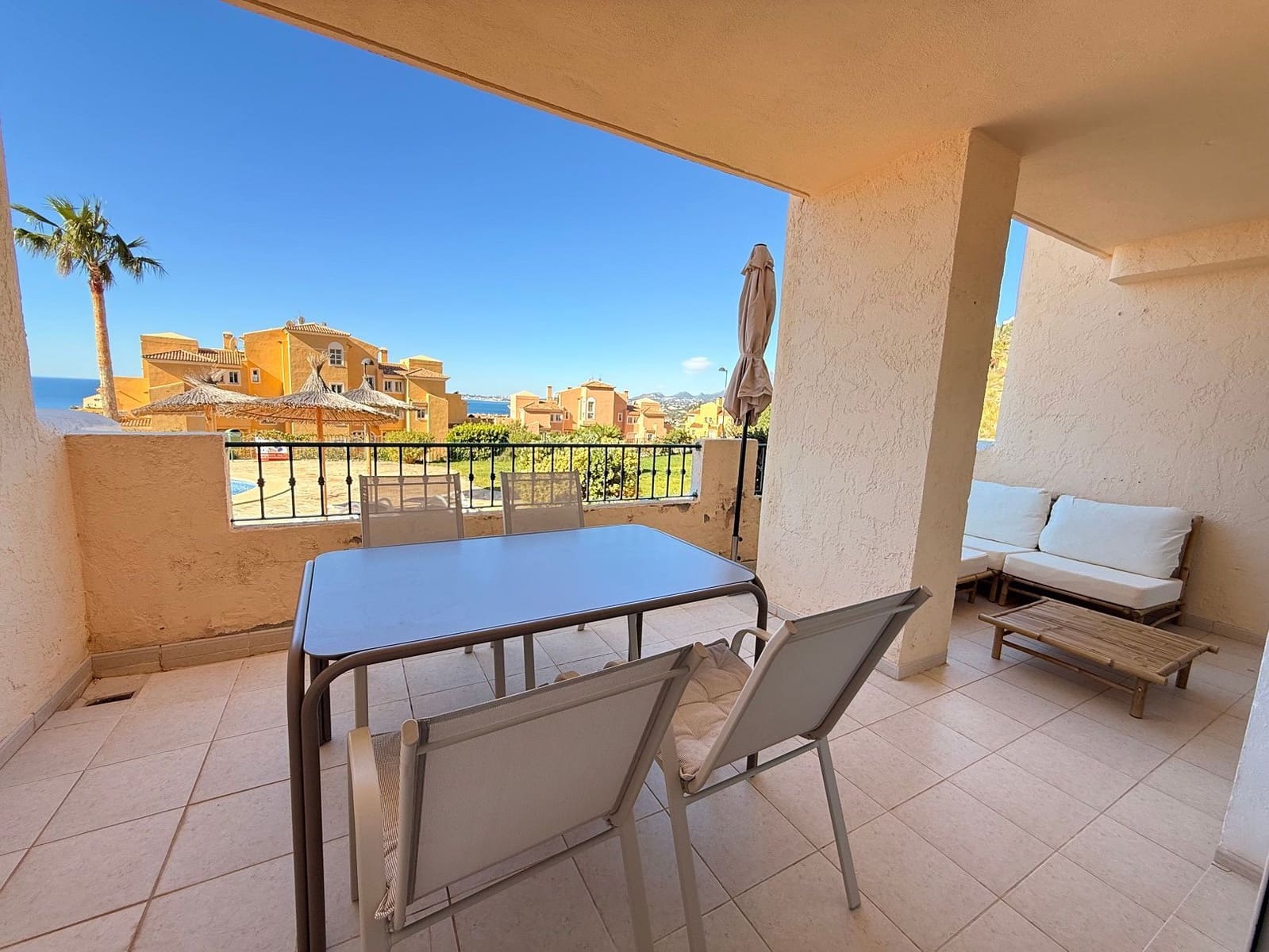 2 bedroom Apartment for holiday rental in Altea with pool garage - € 980 (Ref: 10132398)