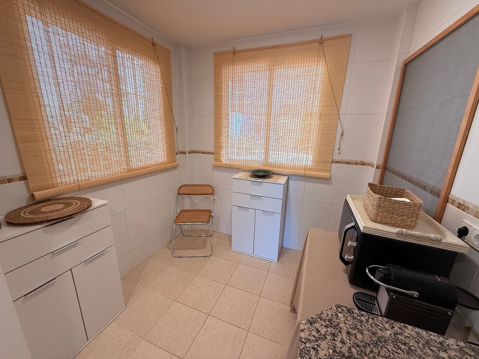 2 bedroom Apartment for holiday rental in Altea with pool garage - € 980 (Ref: 10132398)
