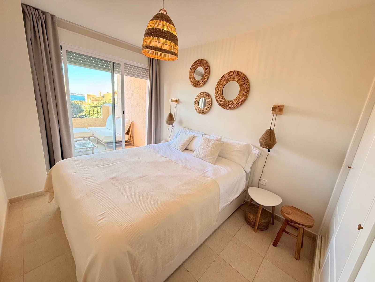 2 bedroom Apartment for holiday rental in Altea with pool garage - € 980 (Ref: 10132398)