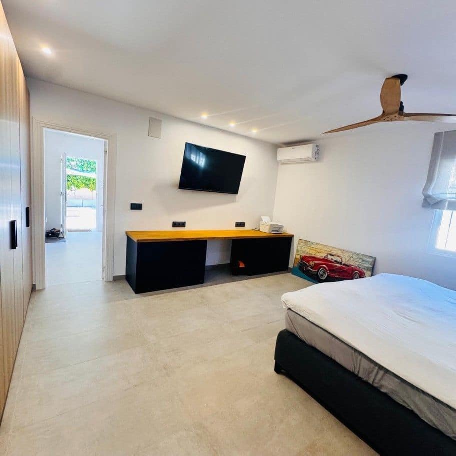 4 chambre Villa/Maison à vendre à El Campello avec piscine garage - 1 195 000 € (Ref: 10160970)
