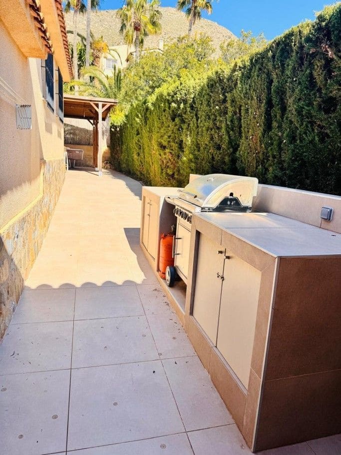4 chambre Villa/Maison à vendre à El Campello avec piscine garage - 1 195 000 € (Ref: 10160970)