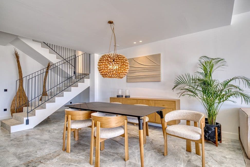4 soveværelse Villa til salg i La Nucia med swimmingpool garage - € 1.186.000 (Ref: 10182491)