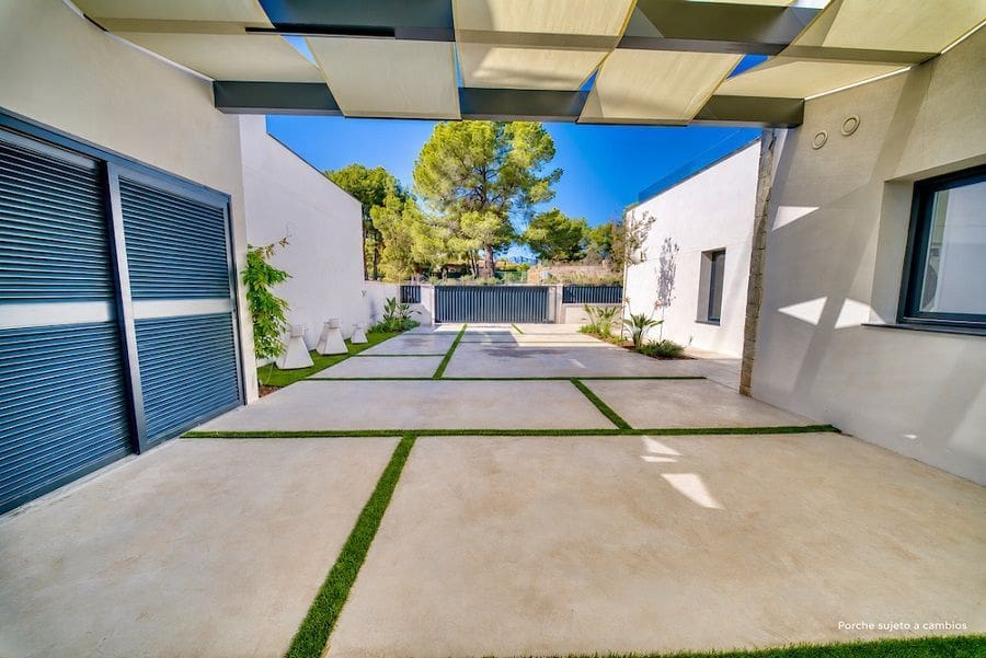 4 soveværelse Villa til salg i La Nucia med swimmingpool garage - € 1.186.000 (Ref: 10182491)