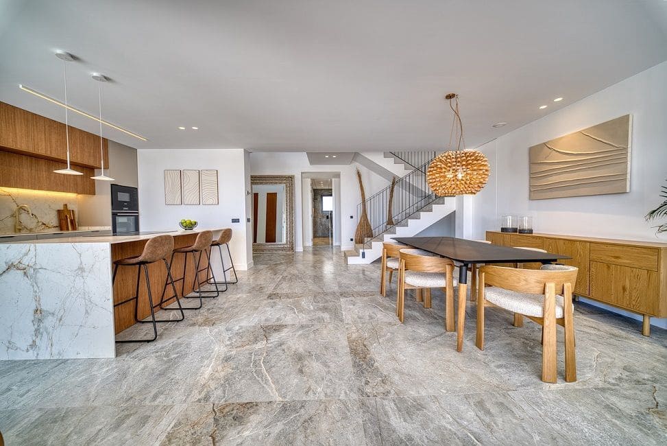 4 soveværelse Villa til salg i La Nucia med swimmingpool garage - € 1.186.000 (Ref: 10182491)