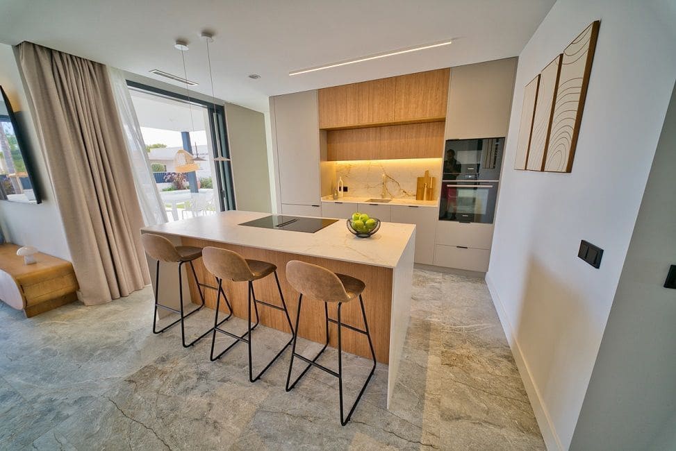 4 soveværelse Villa til salg i La Nucia med swimmingpool garage - € 1.186.000 (Ref: 10182491)