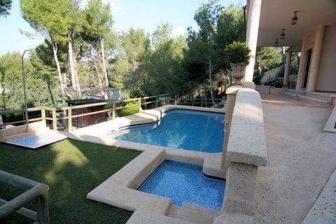4 quarto Moradia para venda em Altea com piscina garagem - 636 000 € (Ref: 3134282)