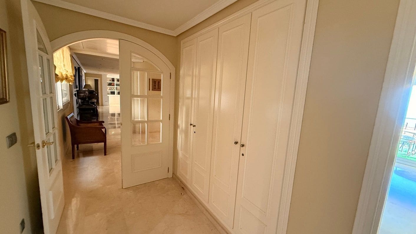 4 bedroom Apartment for rent in Altea with pool garage - € 2,600 (Ref: 3474208)