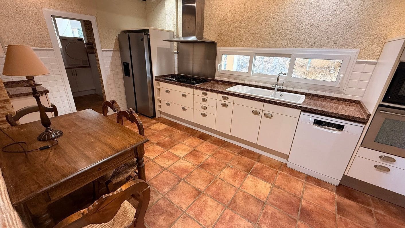 4 bedroom Apartment for rent in Altea with pool garage - € 2,600 (Ref: 3474208)