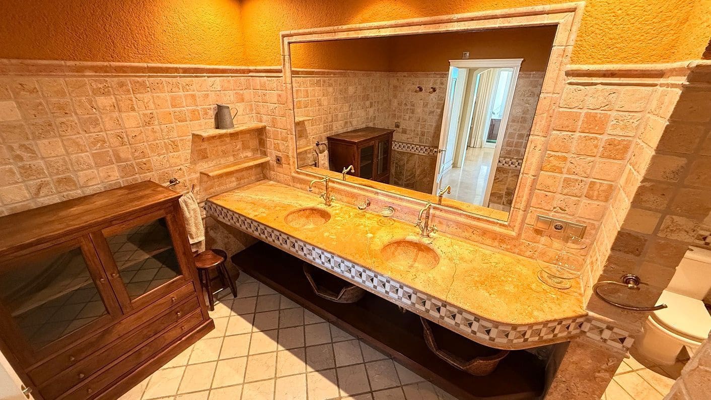 4 bedroom Apartment for rent in Altea with pool garage - € 2,600 (Ref: 3474208)