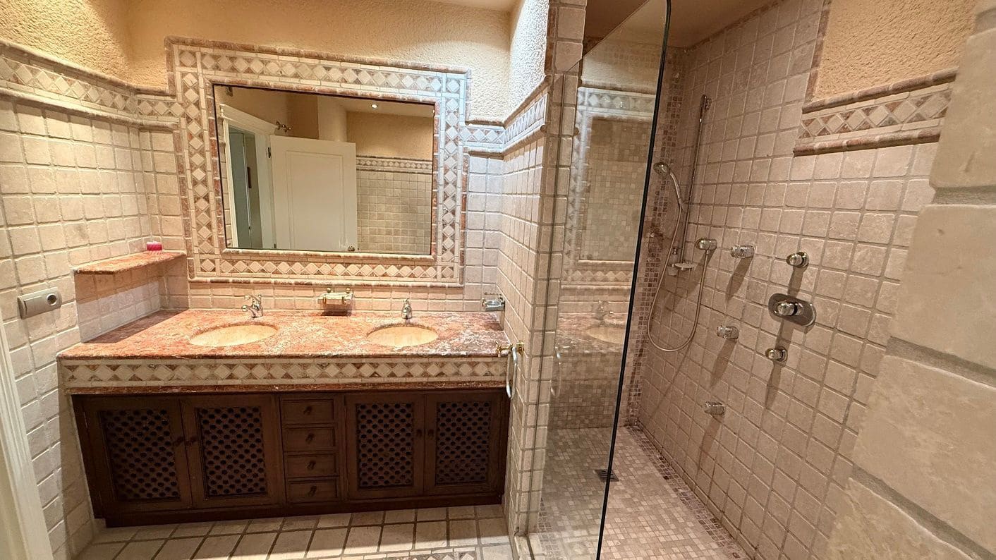 4 bedroom Apartment for rent in Altea with pool garage - € 2,600 (Ref: 3474208)