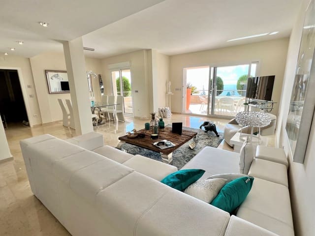 Apartamento de 4 habitaciones en Altea en venta con piscina garaje - 750.000 € (Ref: 3679607)