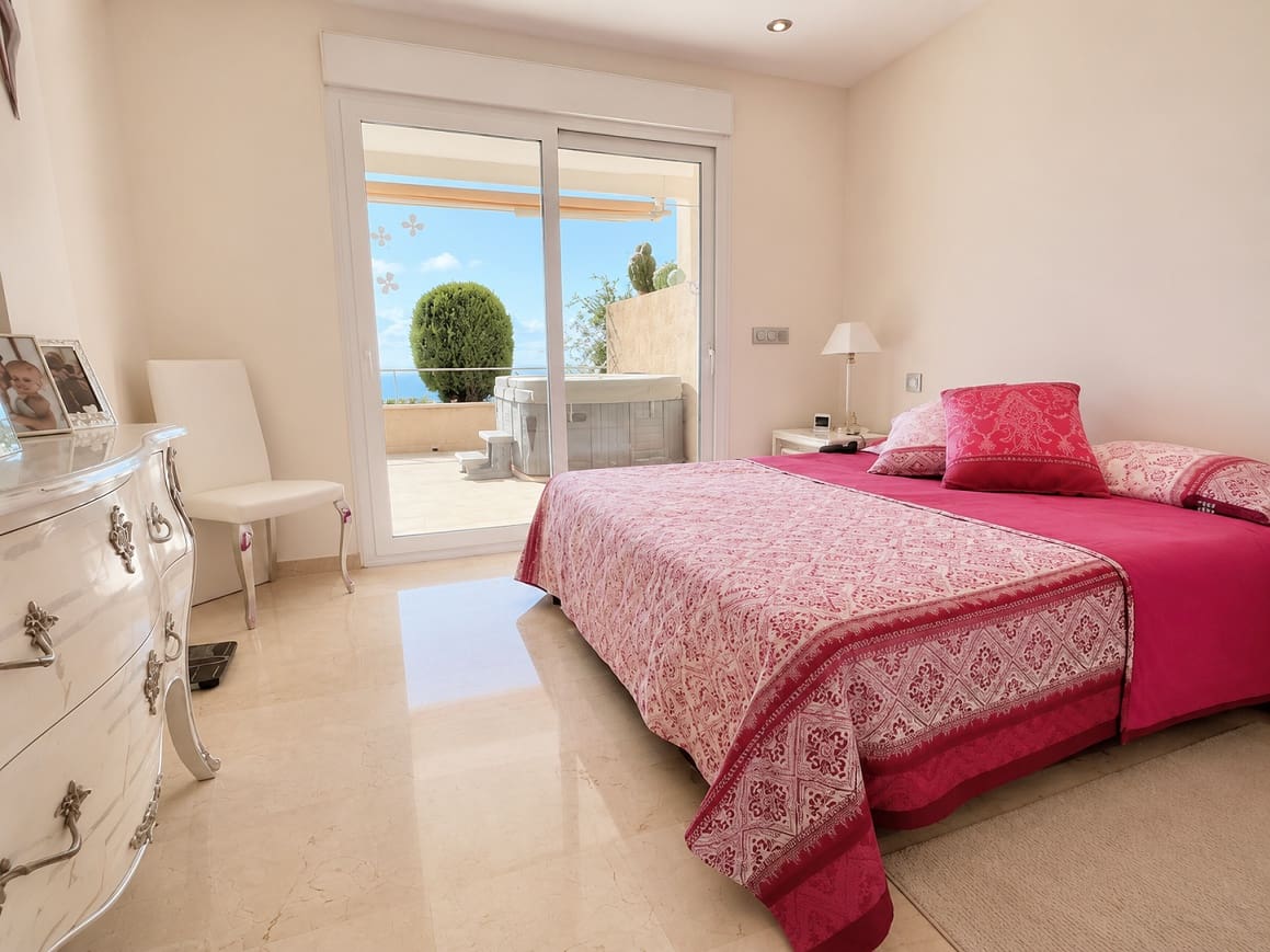 Apartamento de 4 habitaciones en Altea en venta con piscina garaje - 750.000 € (Ref: 3679607)