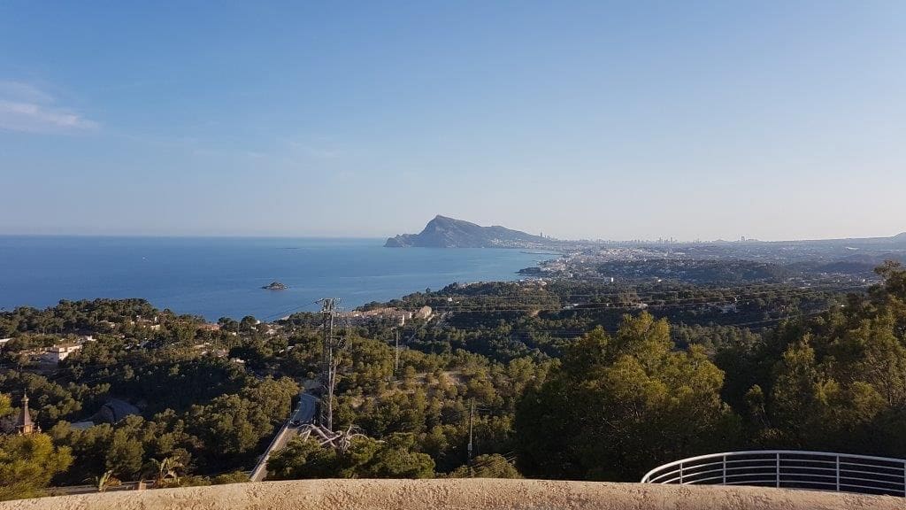 4 slaapkamer Villa te huur in Altea met zwembad garage - € 3.900 (Ref: 4044051)