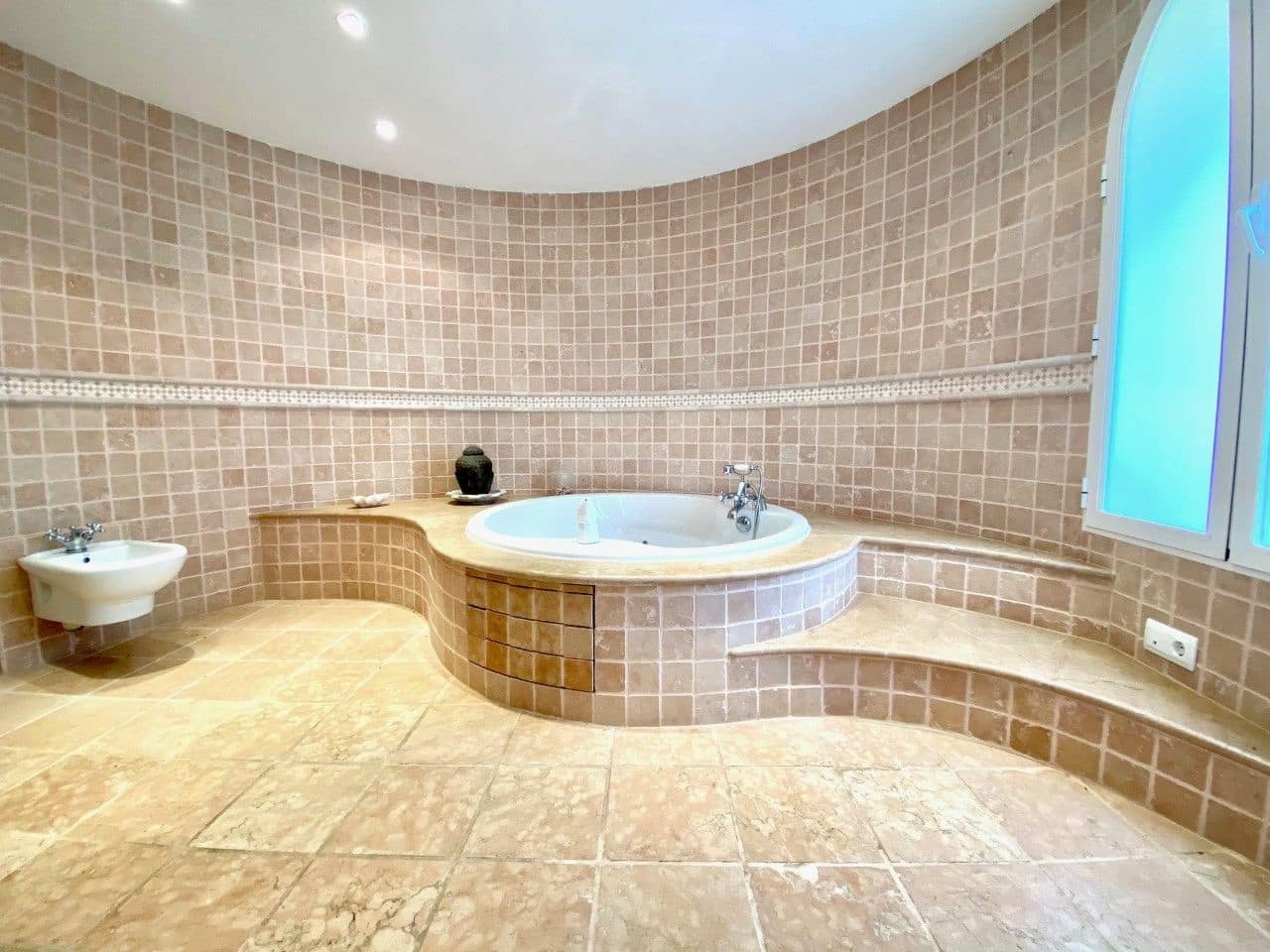 4 slaapkamer Villa te huur in Altea met zwembad garage - € 3.900 (Ref: 4044051)