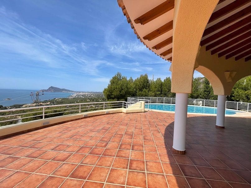 4 slaapkamer Villa te huur in Altea met zwembad garage - € 3.900 (Ref: 4044051)