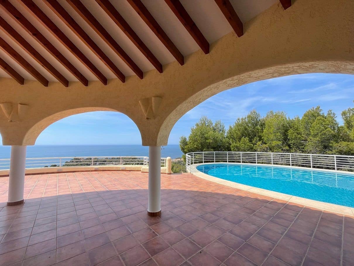4 slaapkamer Villa te huur in Altea met zwembad garage - € 3.900 (Ref: 4044051)