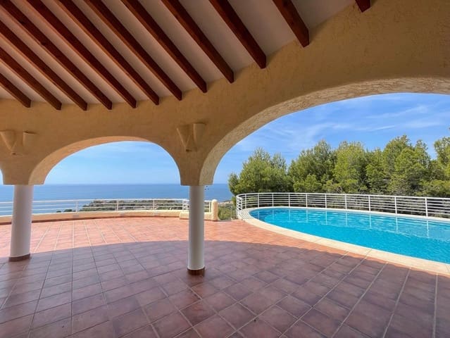 4 slaapkamer Villa te huur in Altea met zwembad garage - € 3.900 (Ref: 4044051)