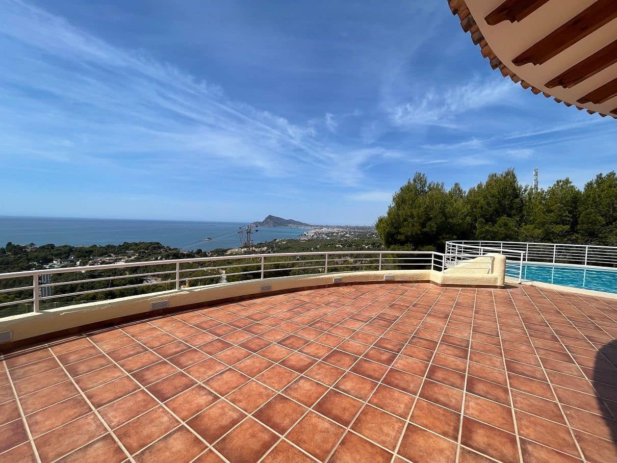 4 slaapkamer Villa te huur in Altea met zwembad garage - € 3.900 (Ref: 4044051)