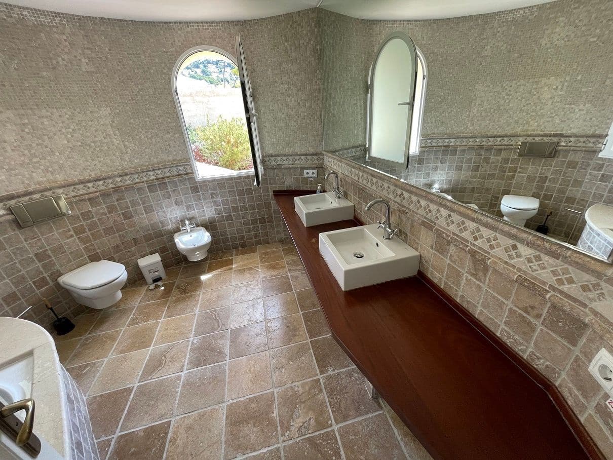 4 slaapkamer Villa te huur in Altea met zwembad garage - € 3.900 (Ref: 4044051)