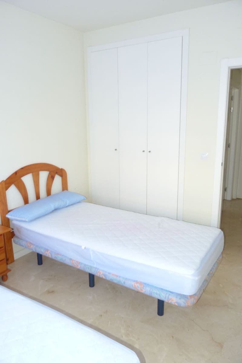 2 bedroom Apartment for rent in Altea with pool garage - € 1,100 (Ref: 4172979)