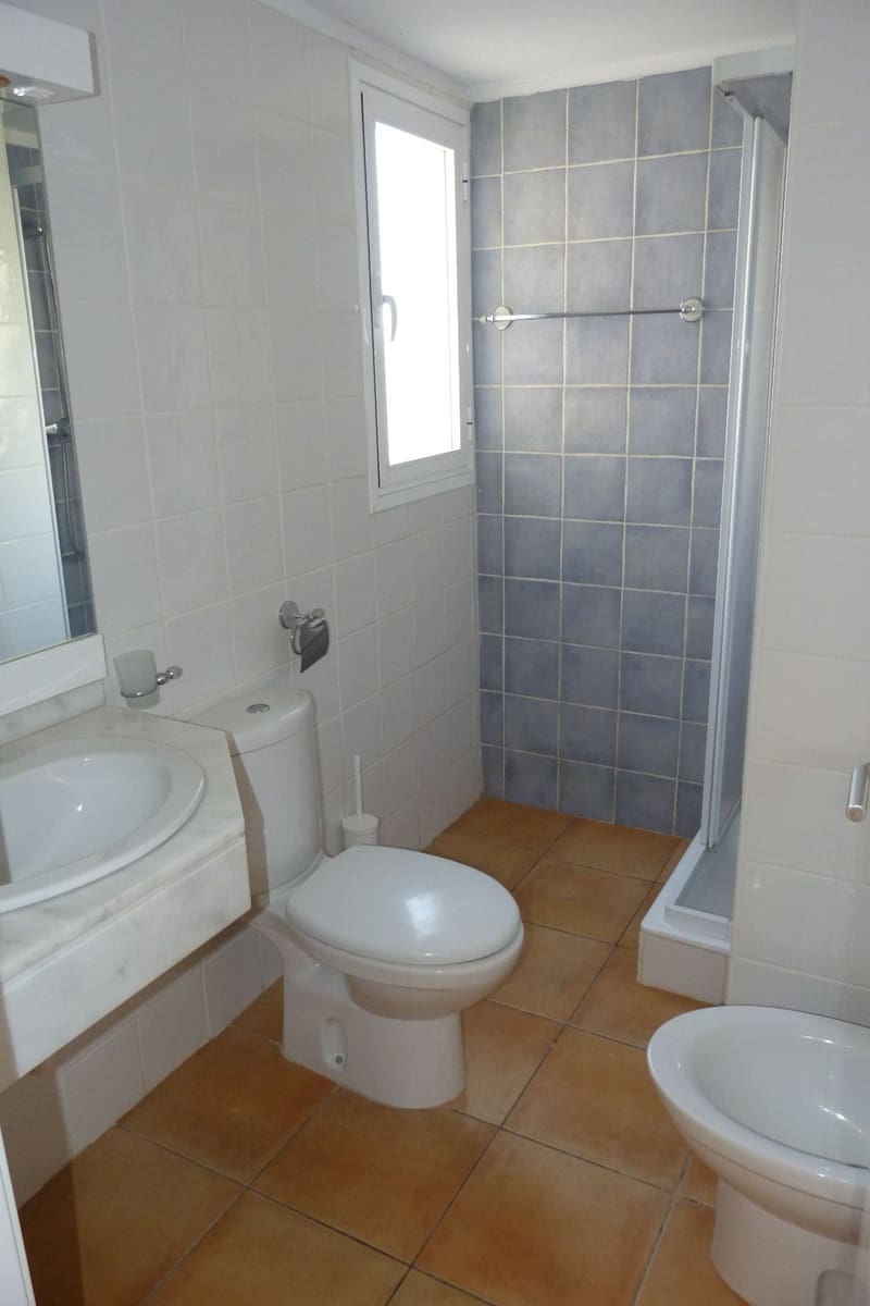 2 bedroom Apartment for rent in Altea with pool garage - € 1,100 (Ref: 4172979)