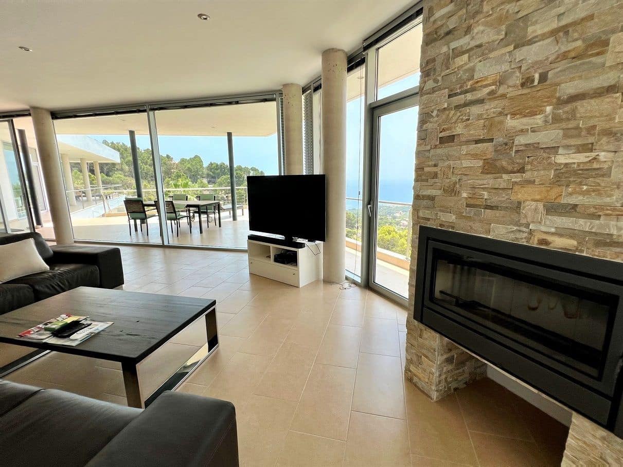 6 bedroom Villa for sale in Altea with pool garage - € 1,799,000 (Ref: 4699280)