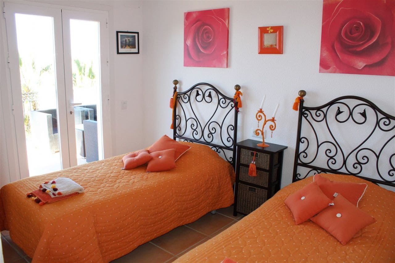 3 bedroom Villa for sale in Altea with pool garage - € 850,000 (Ref: 4701303)