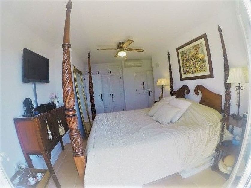 3 bedroom Villa for sale in Altea with pool garage - € 850,000 (Ref: 4701303)