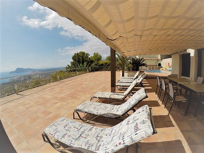 4 bedroom Villa for sale in Altea with pool garage - € 1,300,000 (Ref: 4823413)