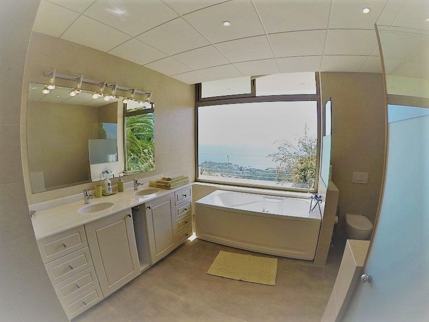 4 bedroom Villa for sale in Altea with pool garage - € 1,300,000 (Ref: 4823413)