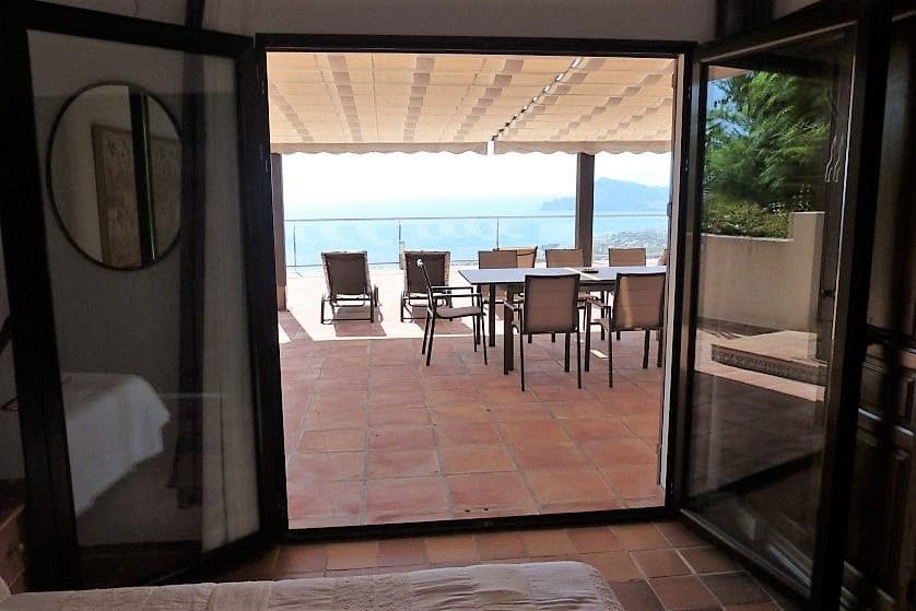4 bedroom Villa for sale in Altea with pool garage - € 1,300,000 (Ref: 4823413)