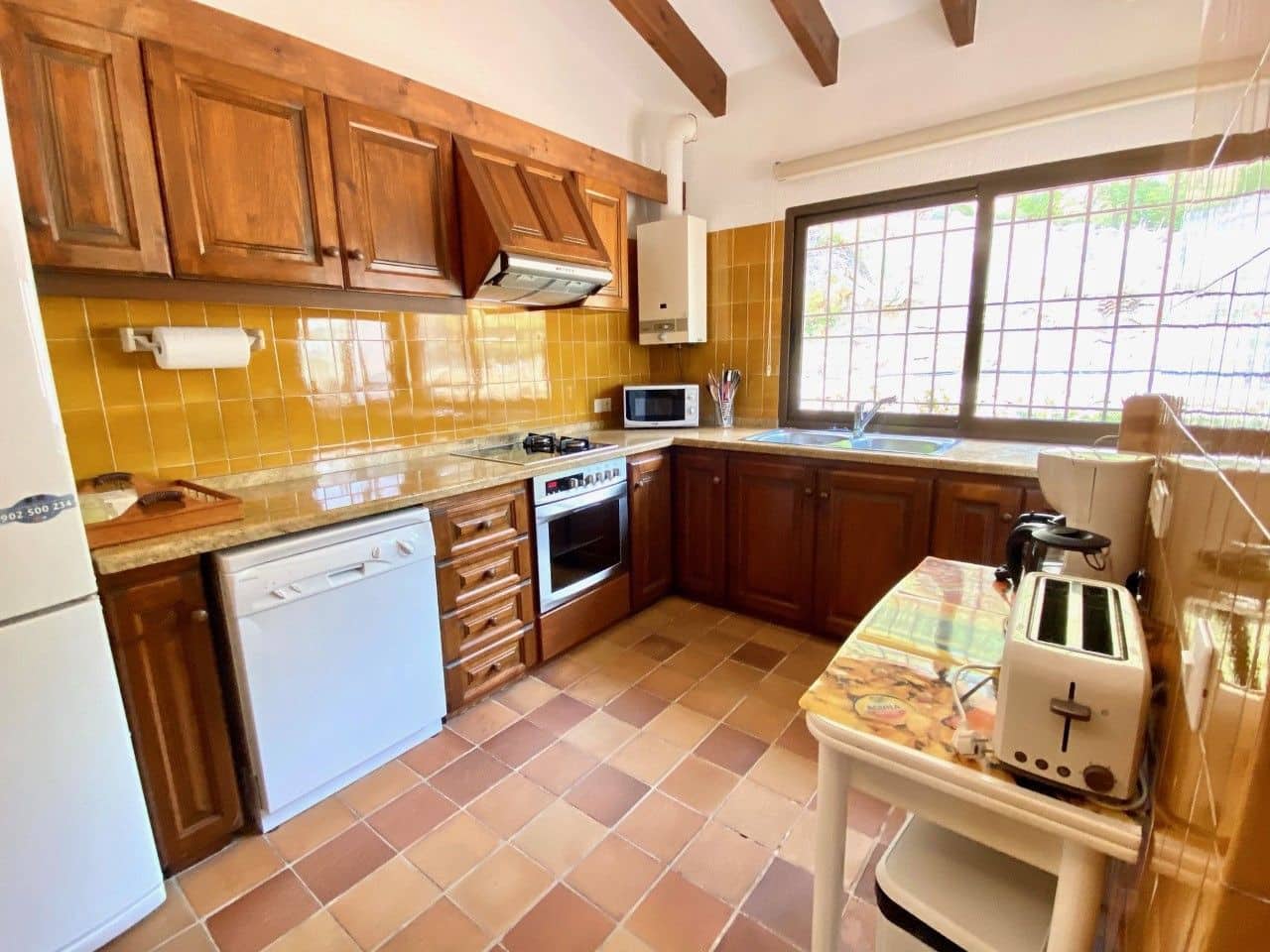 4 bedroom Villa for sale in Altea with pool garage - € 1,300,000 (Ref: 4823413)