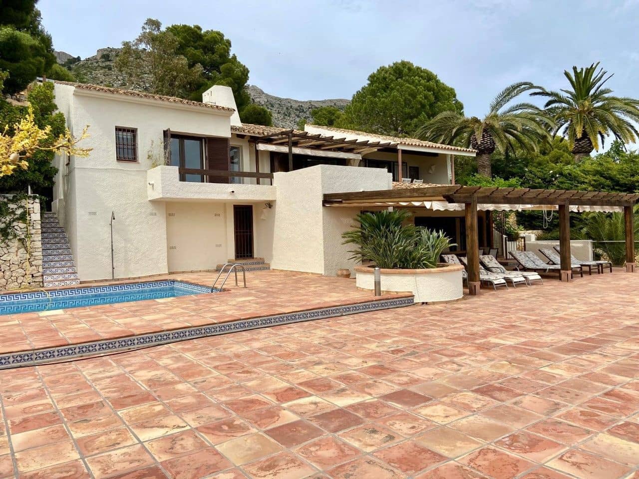 4 bedroom Villa for sale in Altea with pool garage - € 1,300,000 (Ref: 4823413)