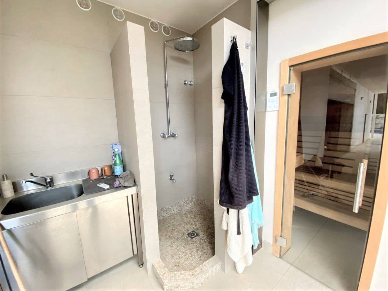 5 slaapkamer Villa te koop in Calpe / Calp met zwembad garage - € 1.980.000 (Ref: 5964248)