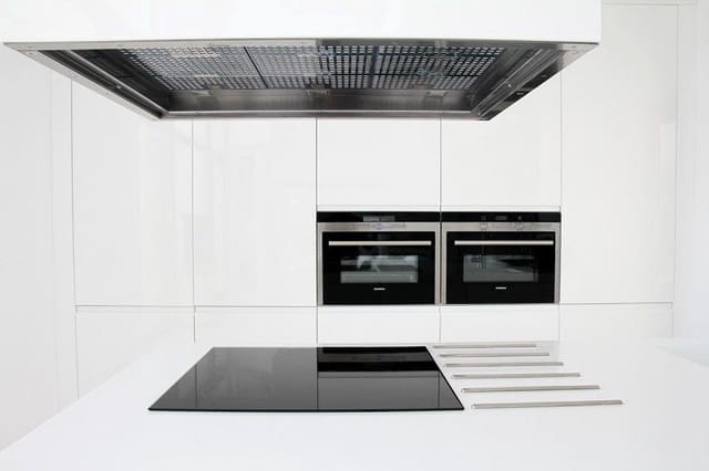 4 bedroom Villa for rent in Altea with pool garage - € 5,800 (Ref: 6551878)