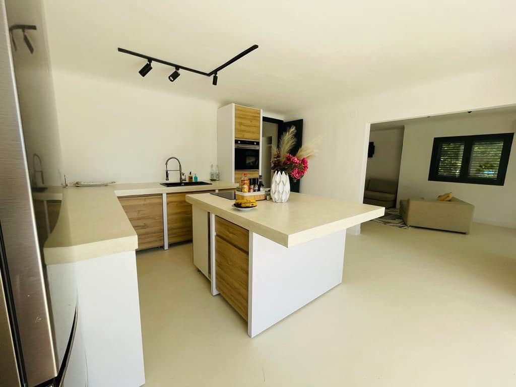 4 sypialnia Willa na sprzedaż w Altea la Vella z basenem garażem - 650 000 € (Ref: 7181367)