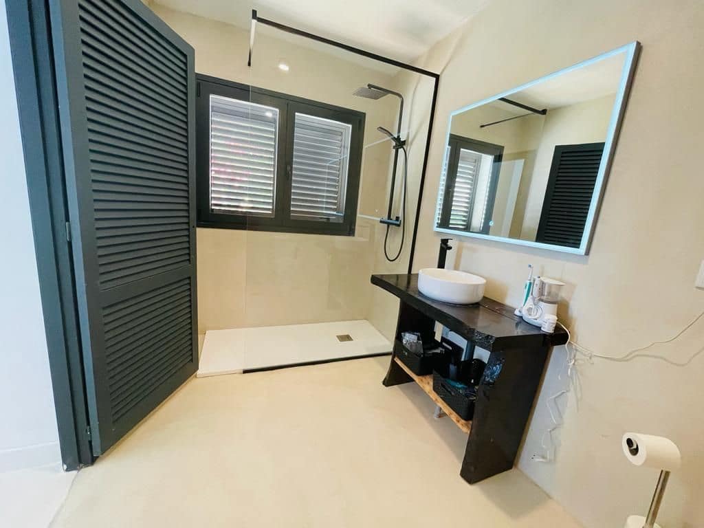 4 sypialnia Willa na sprzedaż w Altea la Vella z basenem garażem - 650 000 € (Ref: 7181367)