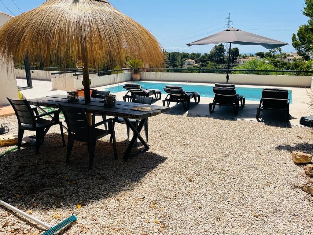 4 sypialnia Willa na sprzedaż w Altea la Vella z basenem garażem - 650 000 € (Ref: 7181367)