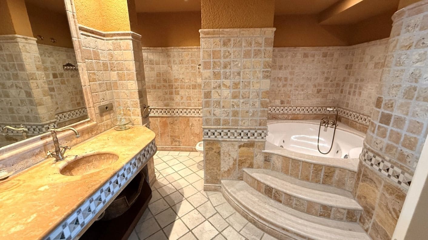 4 bedroom Apartment for sale in Altea with pool garage - € 850,000 (Ref: 7423885)