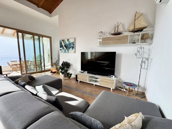 5 Zimmer Villa zu verkaufen in Altea mit Pool Garage - 1.200.000 € (Ref: 7423886)