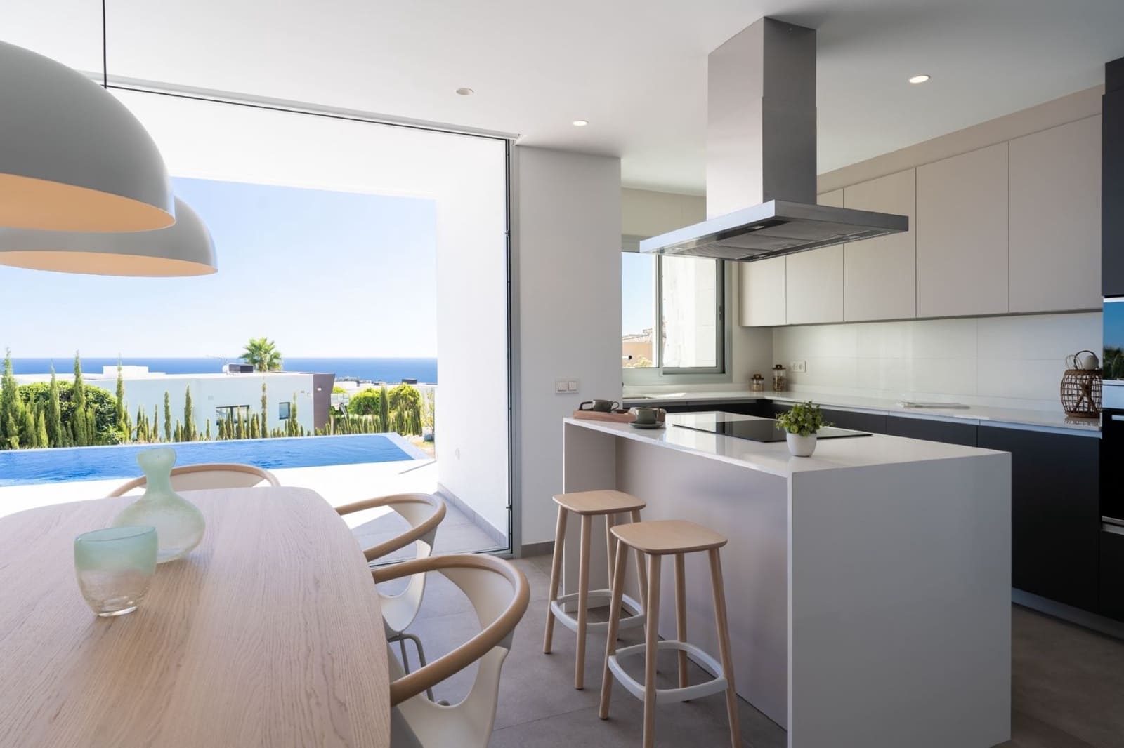 Chalet de 3 habitaciones en Benissa en venta con piscina garaje - 1.378.000 € (Ref: 7537038)