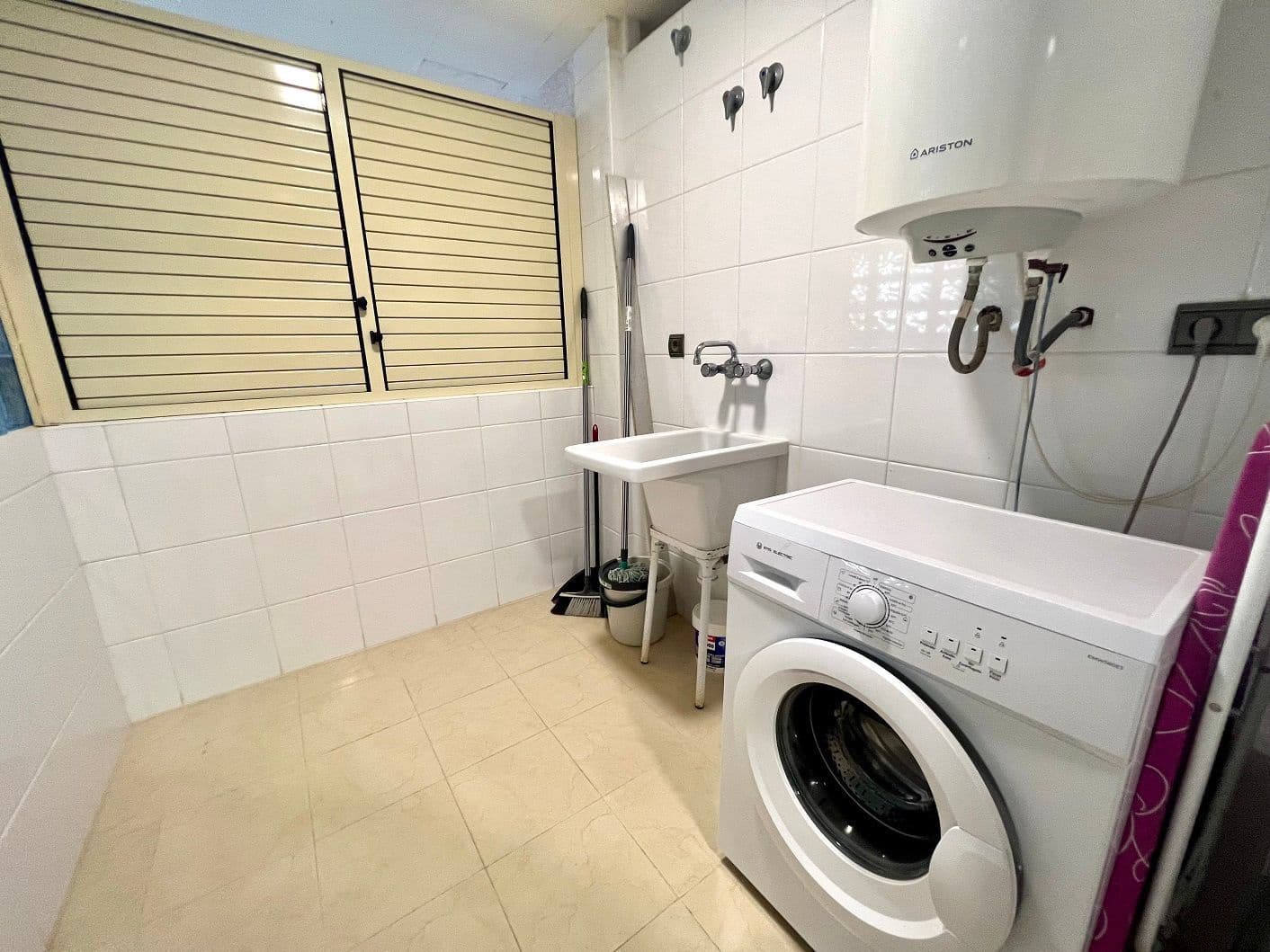 Appartement de 2 chambres à louer à Altea avec piscine garage - 1 350 € (Ref: 7900231)