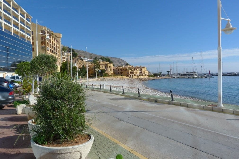 3 bedroom Apartment for sale in Altea with pool garage - € 395,000 (Ref: 8000413)